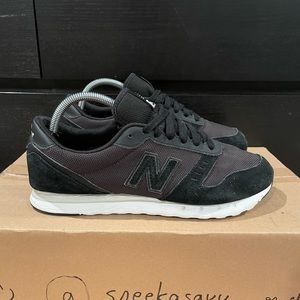 New Balance 311 Mens Size 8.5 4E width
